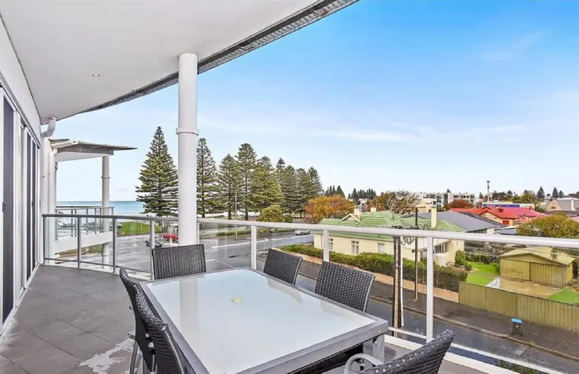 Gallery Resort Style Penthouse No 13 - Image 1
