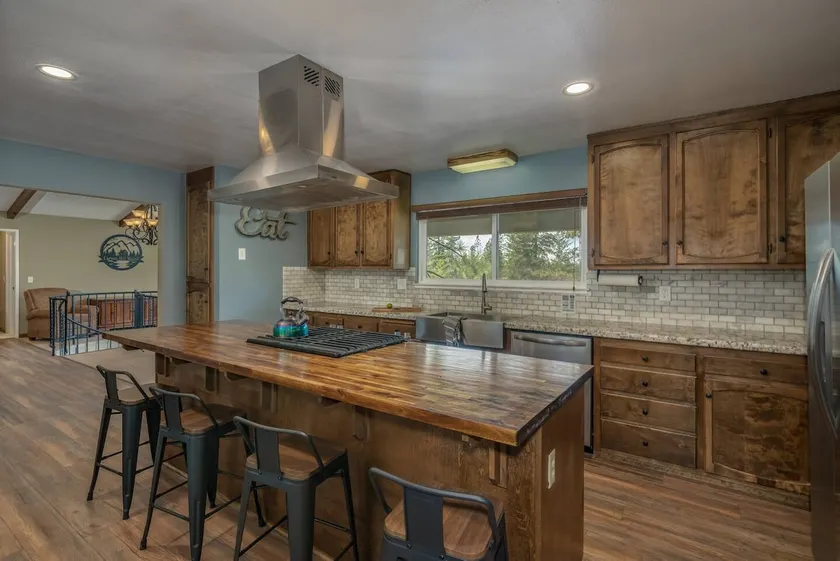 Family Favorite • Game Room • Pet Friendly - Image 1