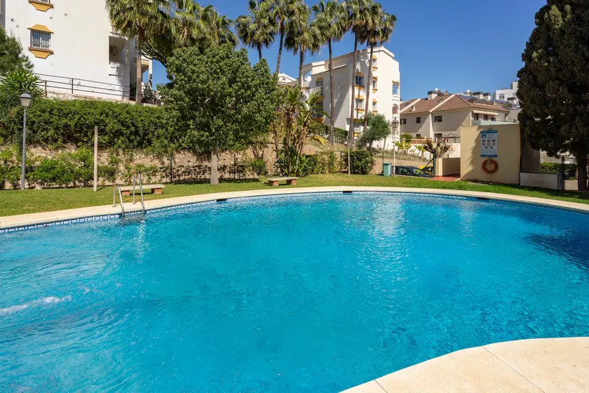 Apt Torreblanca with Pool by Costarentals - Ref 10 - Image 1