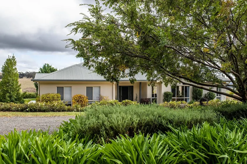 Wren Hill - Dreamy Home with Spectacular Views - Image 1