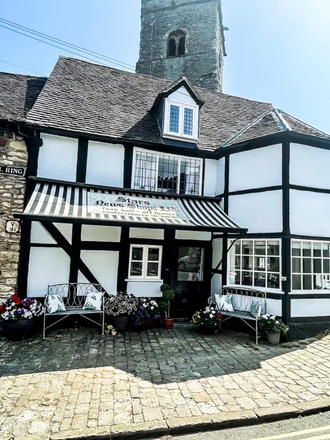 Humbug Cottage - Image 1