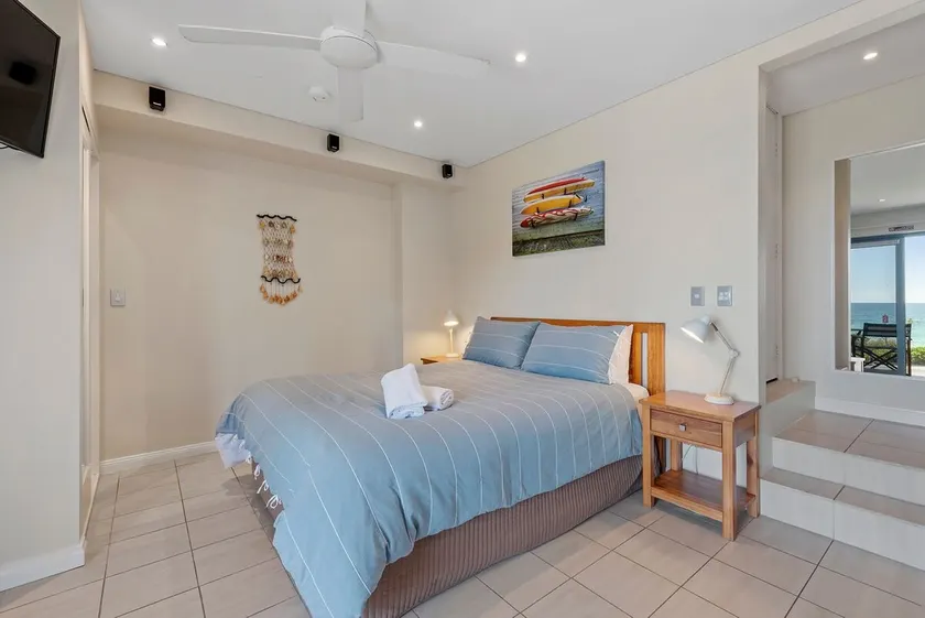 Aqua Shores Studio - Image 1