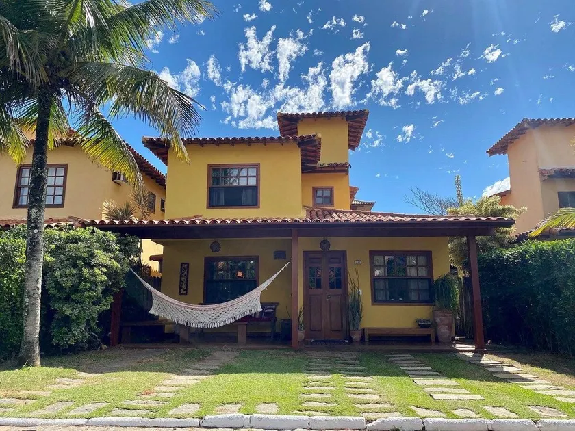 Casa Top 4quartos 3suítes Churrasqueira, Wi-fi,50 mts Praia - Image 1