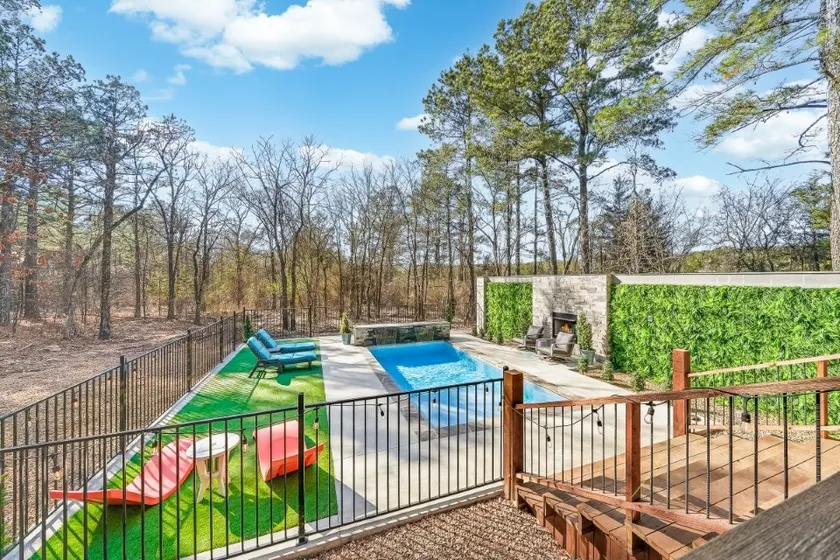 Private Pool · Sauna · Hot Tub · Just for Two - Image 1