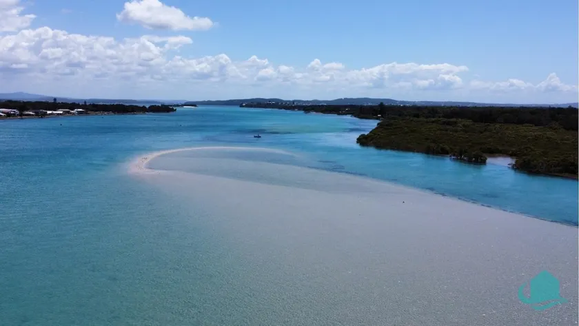 Castaway- dog friendly - near Blacksmiths Beach - Image 1