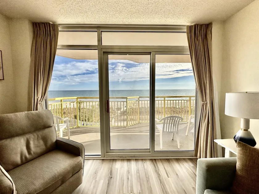 Amazing Amenities! Nmb 2br Direct Oceanfront 332 - Image 1