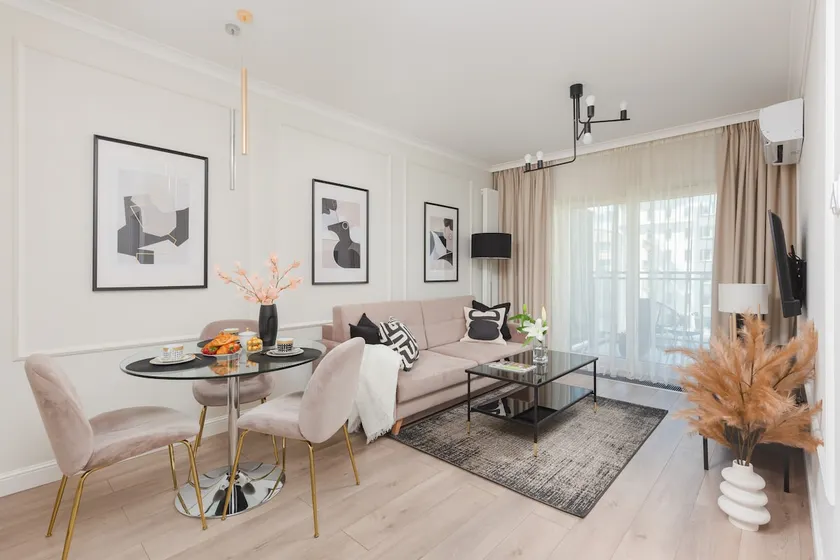Mennica Residence 213 | Prestige | A/C | Warsaw - Image 1