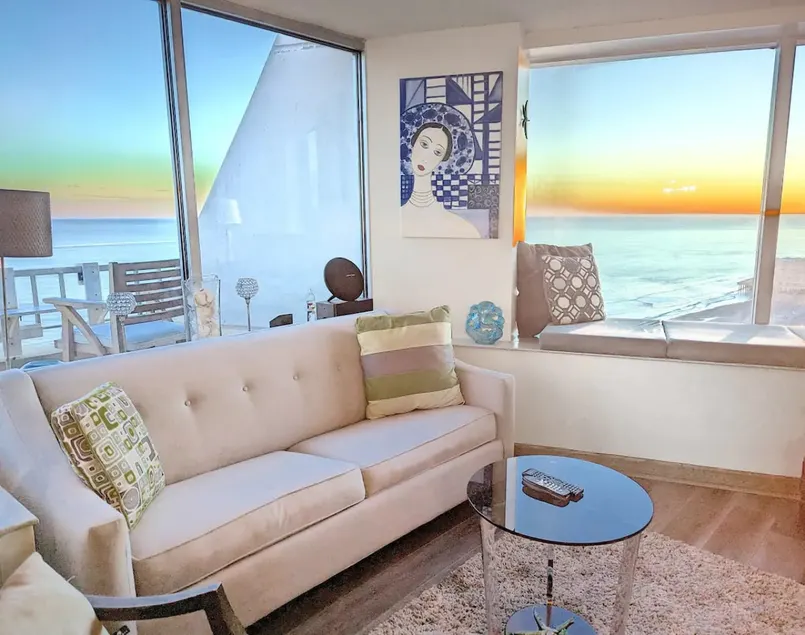 Imagine! Penthouse Ocean Front Surrounded Windows - Image 1