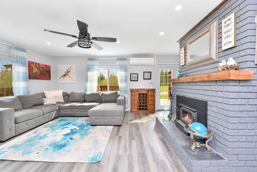 Dragonfly Cottage by EMR Vacation Rentals - Image 1