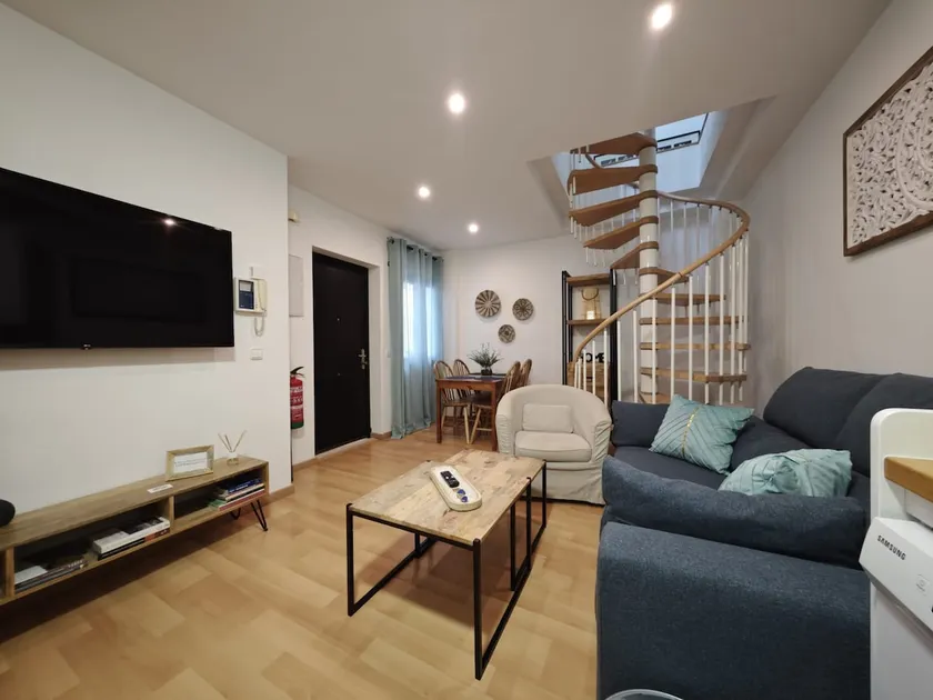 The Terrace of Gades Little Apartments - Image 1