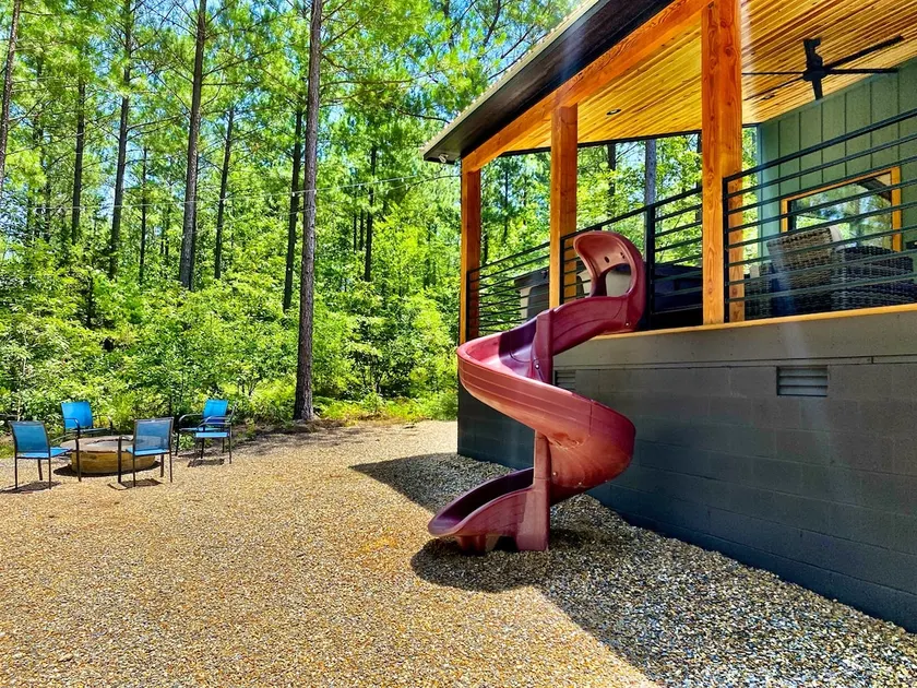 Chalet mit privatem Pool, Terrasse und Grill | Flussblick - Image 1