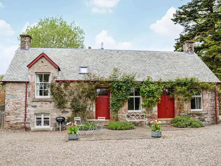 Rose Cottage - Image 1