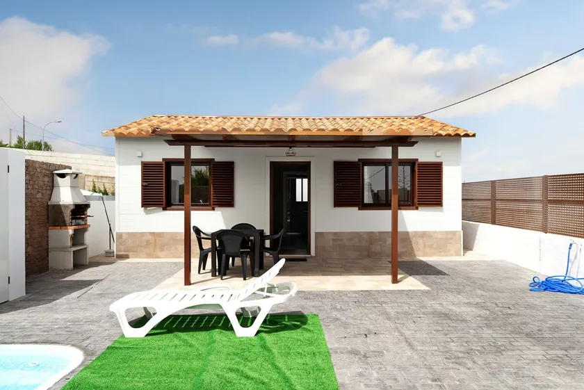 Casa La Teja 1 - Solo Familias - Image 1