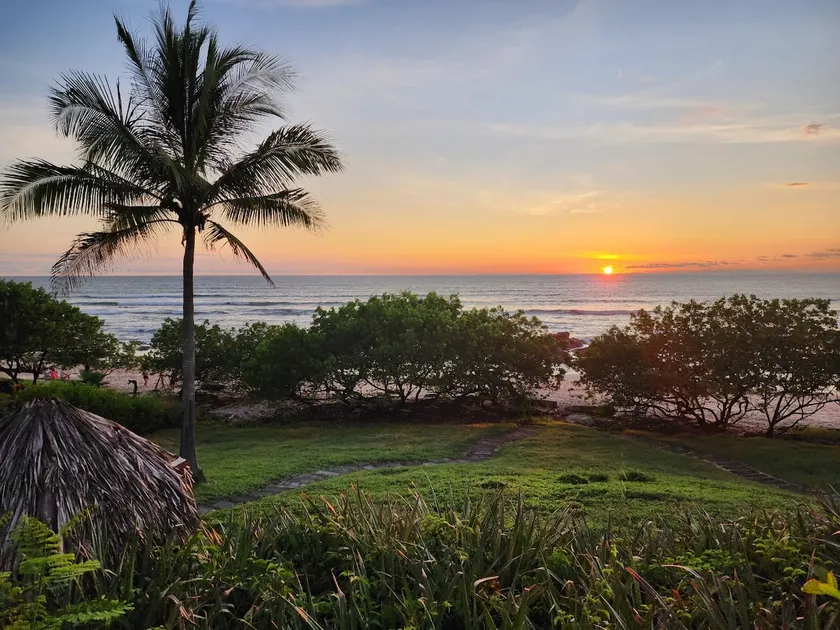Exclusive Beachfront Villa Private Pool & BBQ - Image 1