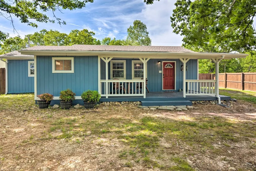Table Rock Lake Retreat < 1 Mi to Boat Launch - Image 1
