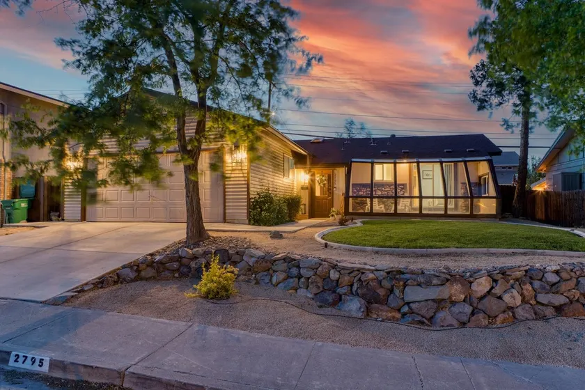 *Sept Special* UNR~Family~Sleep 8~Reno Retreat - Image 1
