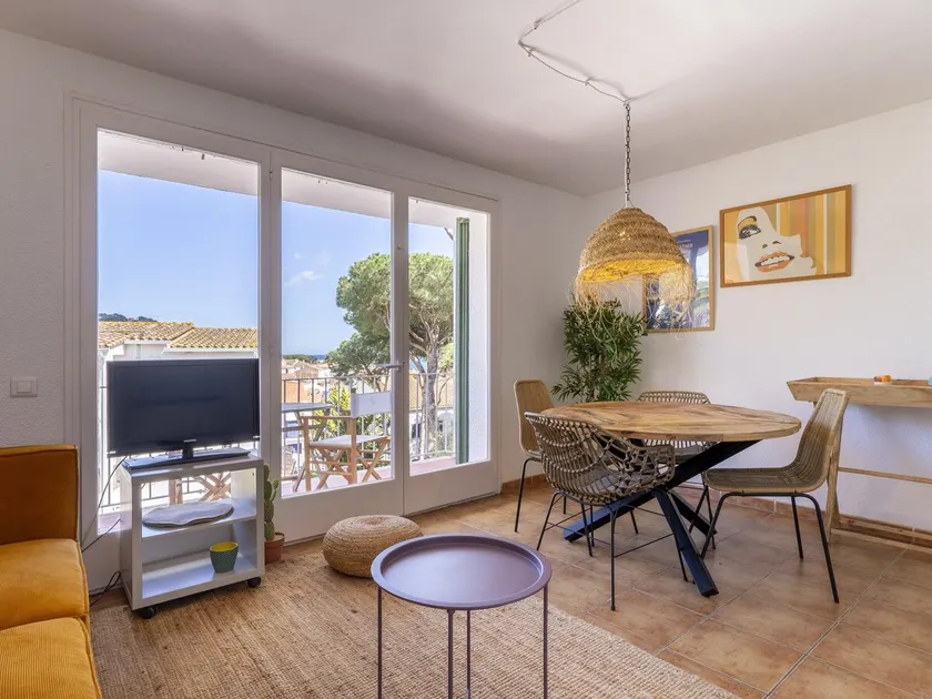 Casa Marea Calella Superior with parking and terrace - Image 1