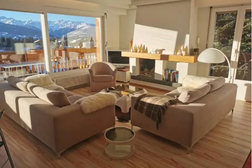 Cosy Apartment with terrace, view and pool - Image 1