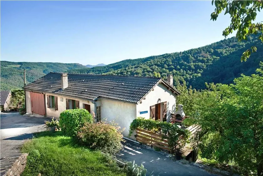 Ferienunterkunft mit Grill und Terrasse | Haustiere sind willkommen - Image 1