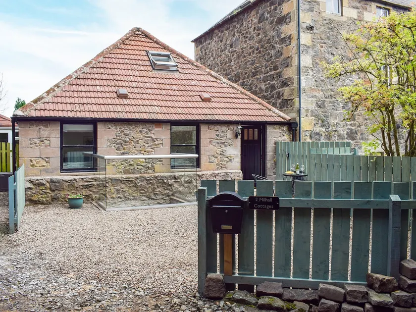 Mill Hall Cottages - Image 1