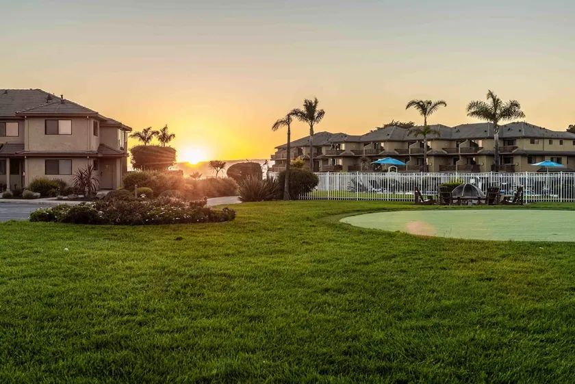 Expansive Ocean Views-Prime Condo at Seascape! - Image 1