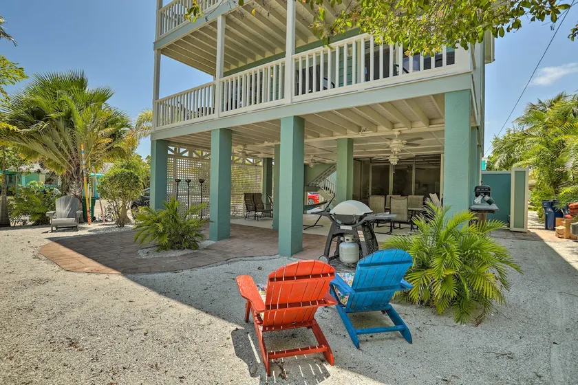 Terrasse couverte et vue sur la baie : une demeure à Bradenton Beach ! - Image 1