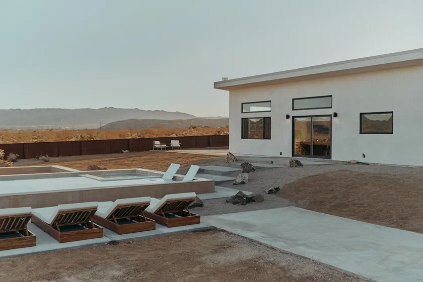 Heated Saltwater Pool/spa, Pickleball & 360 views - Image 1