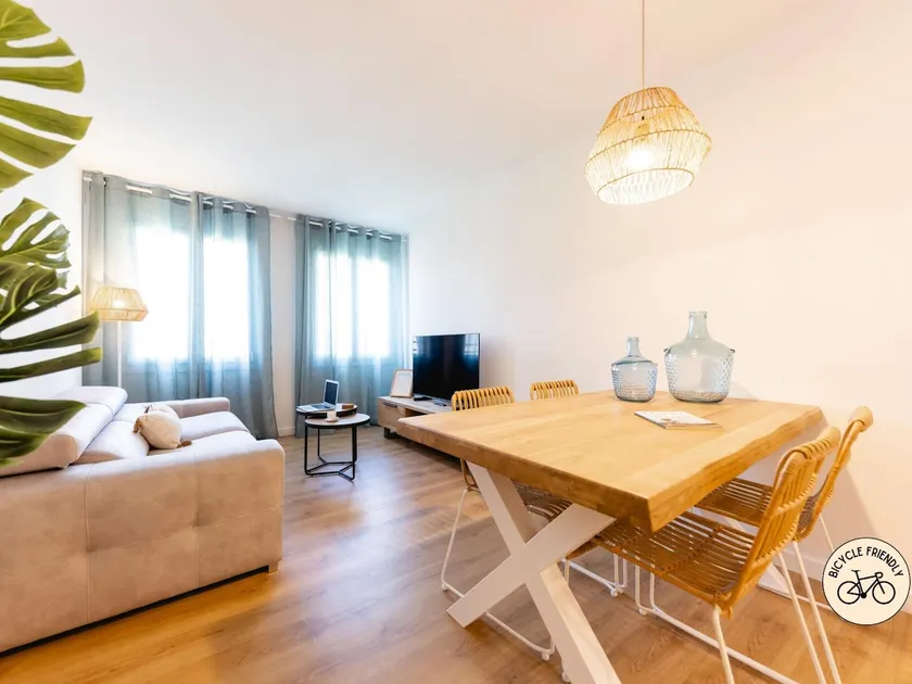 Bravissimo Tarlà, 2-bedroom apartment - Image 1