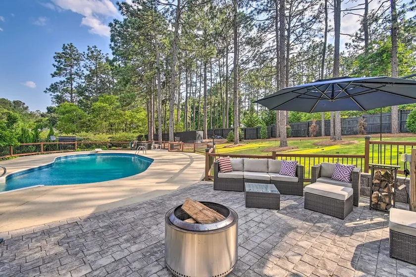 Peaceful Southern Pines Home w/ Pool + Yard! - Image 1