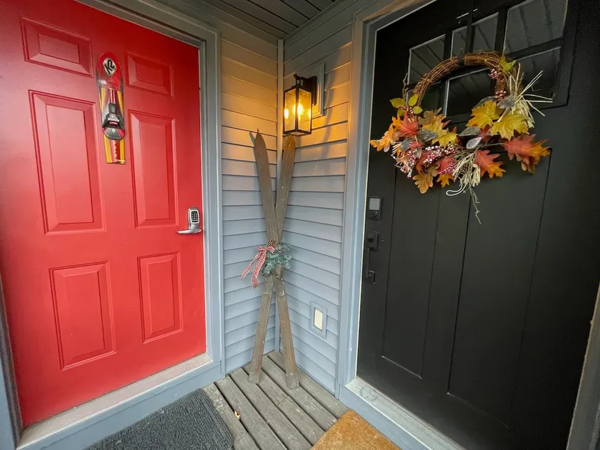 3 Ellicottville Townhome SKI BIKE GOLF Sleeps 10 - Image 1