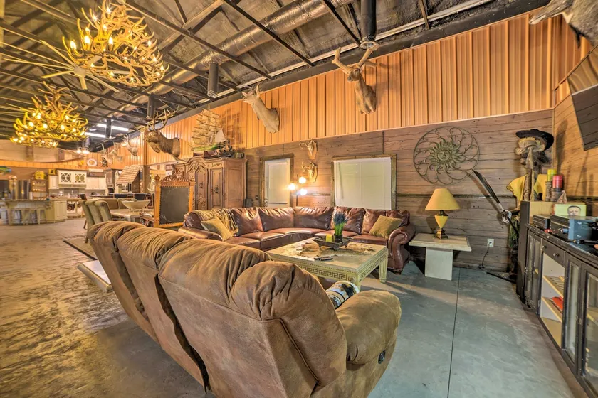 Family Leatherwood Resort Cabin w/ Fire Pit! - Image 1