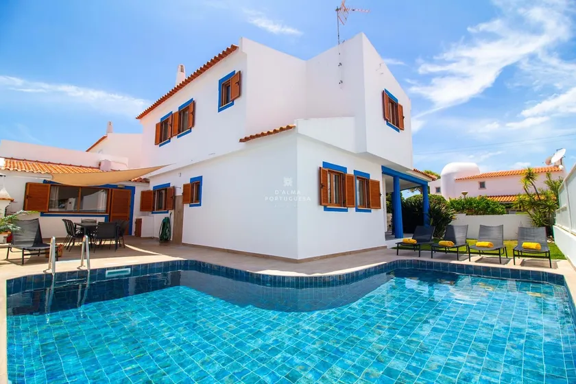 Villa Girassol - By Dalma Portuguesa - Image 1