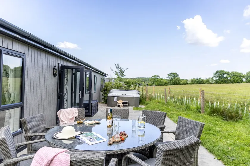 Blossom Lodge, 1 Roadford Lake Lodges - Image 1