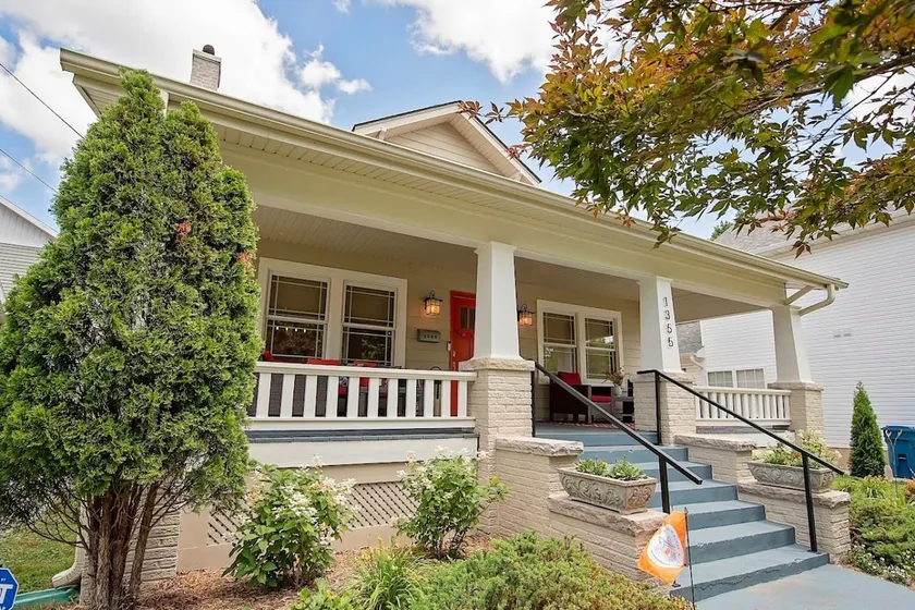 4BR Walk to MSU - Firepit +Fenced Yard - Sleeps 10 - Image 1
