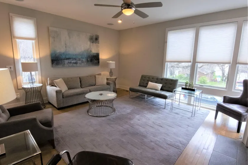Moderne, rent luksushus, tagterrasse til underholdende tur til nattelivet! - Image 1
