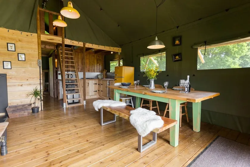 Awe Inspiring two storey tent - Image 1