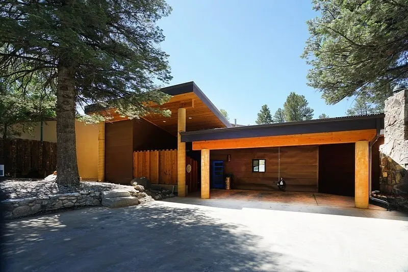 Queen Anna | Private hot tub, walk to Midtown! - Image 1