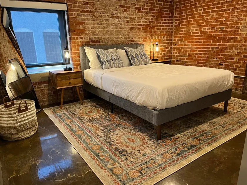 Stay Roanoke | Downtown 2BR w/exposed brick charm - Image 1