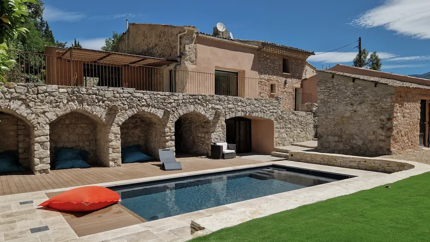 Beautiful provençal Mas with private pool - Image 1