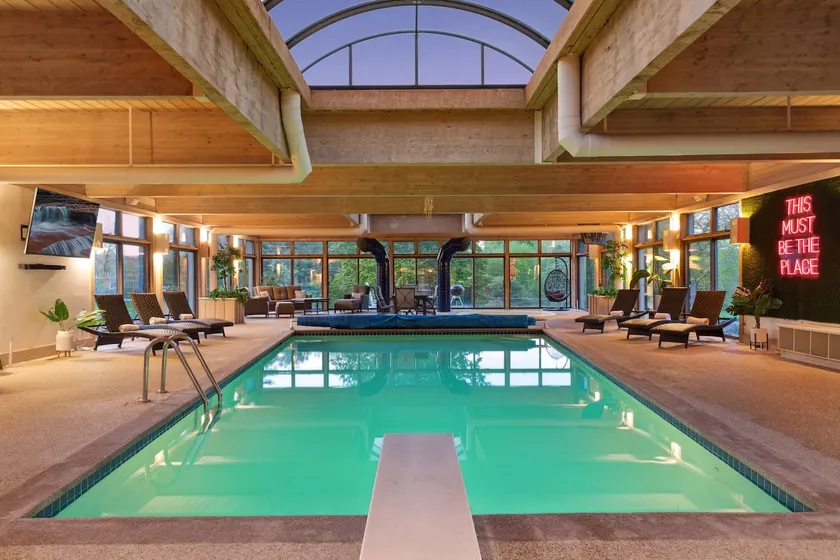 Valley View Indoor Pool/Hot Tub/Arcade - Image 1