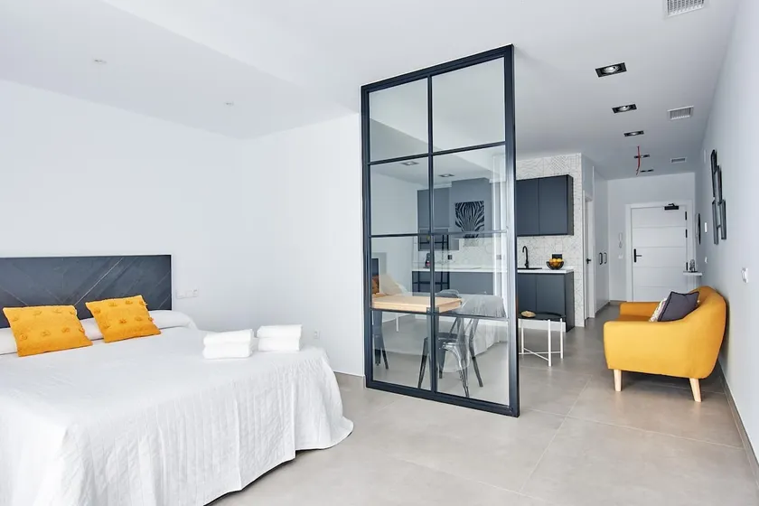 9NIDOS Centrica Suites - STUDIO APARTMENT 2 - Image 1
