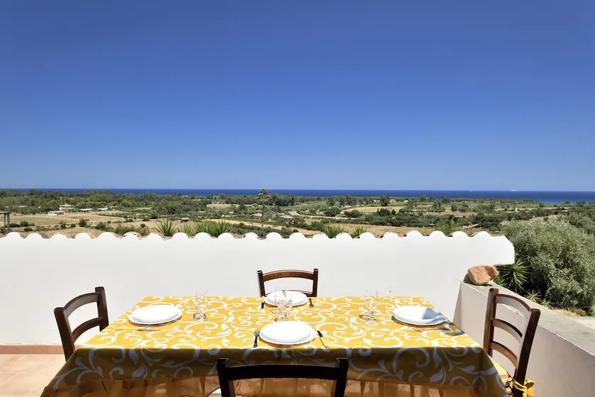 Chambre chez l'habitant avec terrasse, internet haut débit et jardin | Vue montagne | Avec animaux admis - Image 1