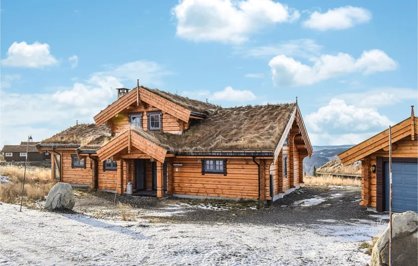 Beautiful Home In Øyer With Sauna - Image 1
