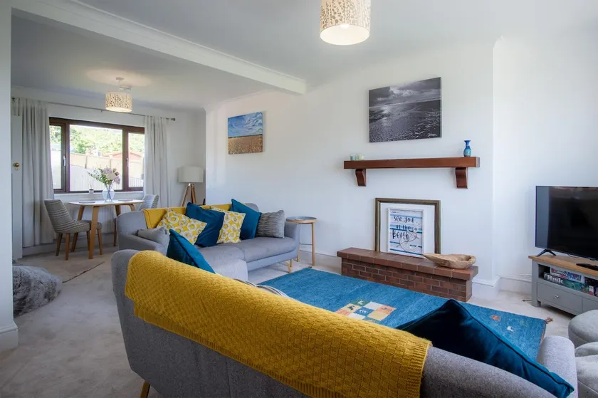 Avoca - 3 Bedroom Holiday Home - Llangennith - Image 1