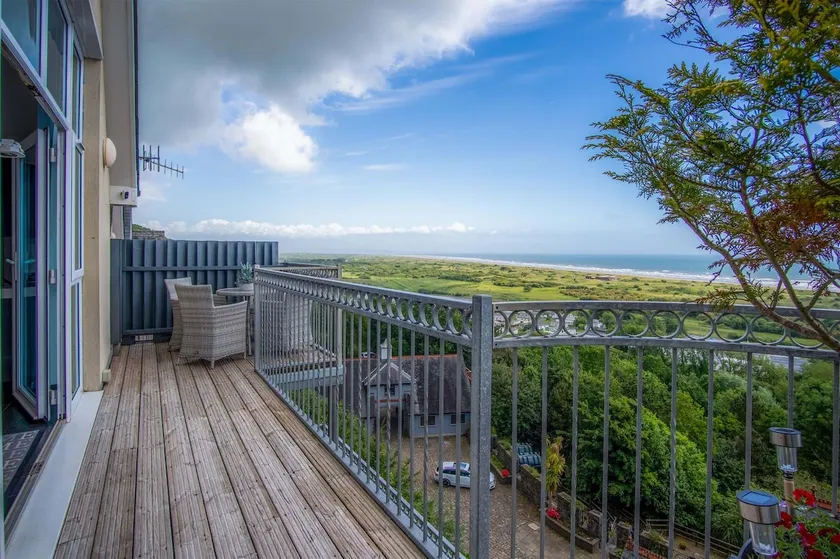 Nautilus - 2 Bedroom Apartment - Pendine - Image 1