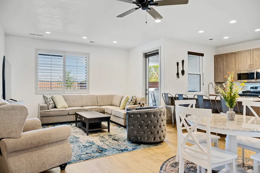Santa Clara Comfort #39 townhouse - Image 1
