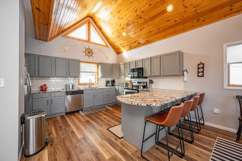 Chic Rustic Log Cabin Near Lake w/ Fire Pit - Image 1