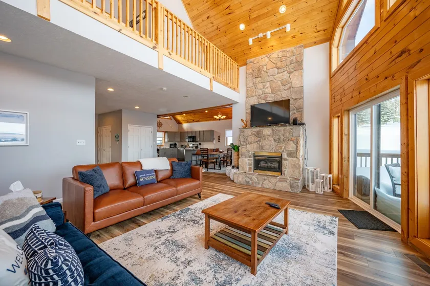 Chic Rustic Log Cabin Near Lake w/ Fire Pit - Image 1