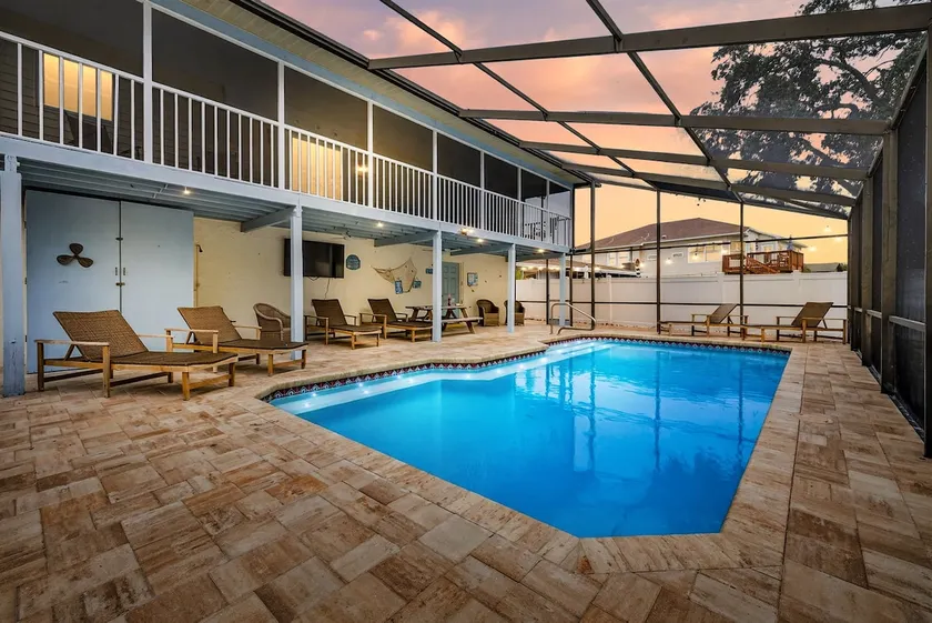 PoolGamesShort drive 2Beach - Image 1