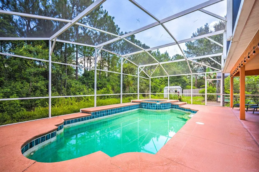 Sunny Clermont Retreat w/ Lanai: 12 Mi to Disney! - Image 1